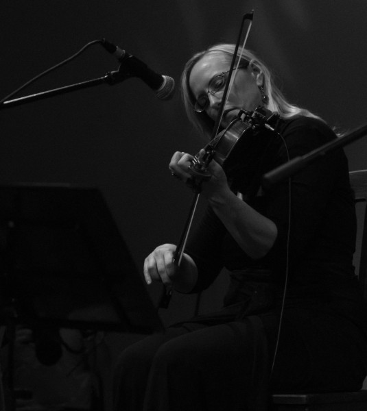  Rumelia’s Sitara Schauer on the violin