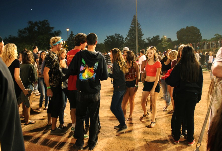 The Zozobra is also a meeting place for many teenagers. They listen to concerts and make plans for the night. 