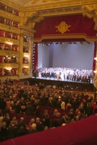 La Traviata, Performance at the Screen