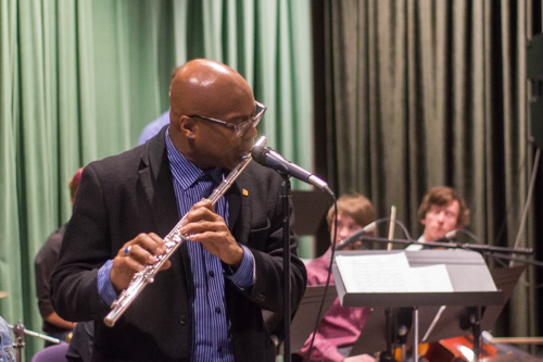 Contemporary Music Program Chairman Horace Alexander joined the ensemble. Photo by Jason Stilgebouer.