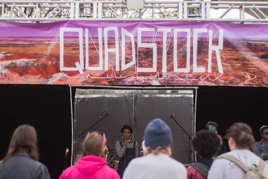 Students gather to watch Ardaya perform at Quadstock. Photo by Jason Stilgebouer.